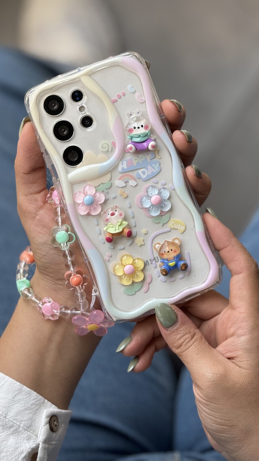 قاب موبایل ( سامسونگ - آیفون ) خرگوش و خرس بامزی + بندست بابونه