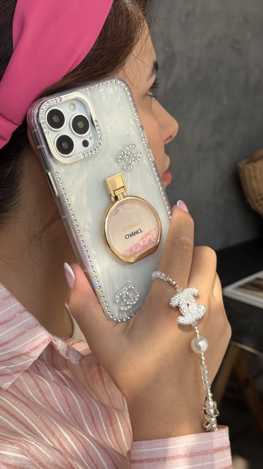 قاب موبایل آیفون پرفیوم کوکوشنل چنس نگین دار آکواریومی + پاپسوکت شنل